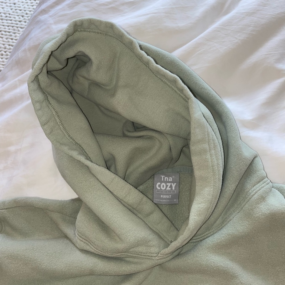 TNA perfect hoodie M